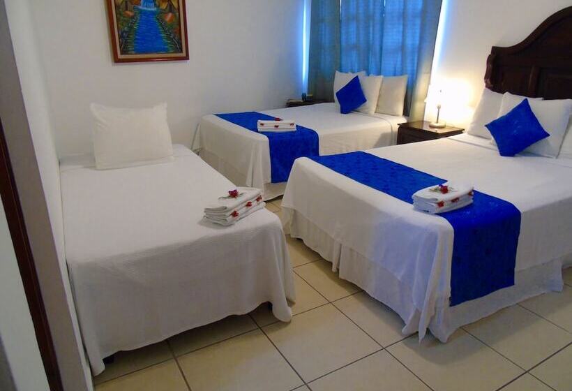 اتاق استاندارد سه نفره, Los Pinos