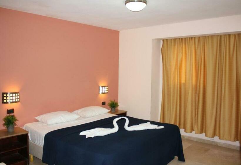 带大床的豪华间, Marimba Punta Cana