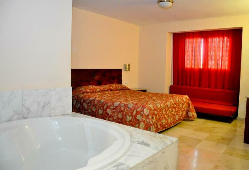 带大床的豪华间, Marimba Punta Cana