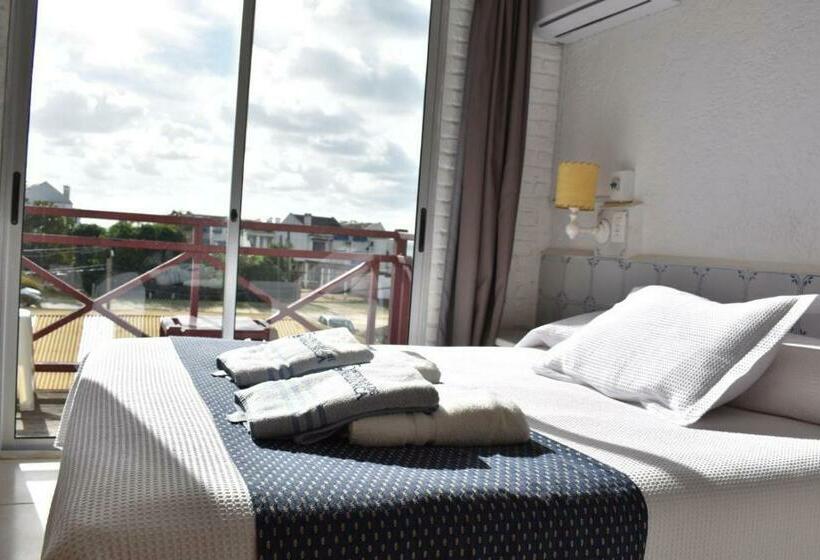 اتاق استاندارد چهار تخته, Palma De Mallorca