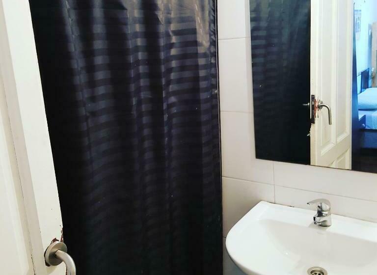 Семейный Номер Deluxe, Montevideo Port Hostel