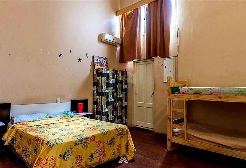 豪华家庭房间, Montevideo Port Hostel