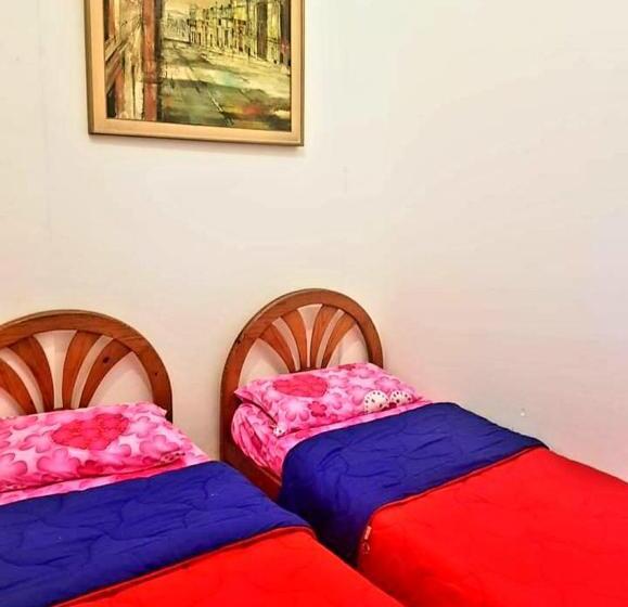 חדר סטנדרט חדר אמבטיה משותף, Montevideo Port Hostel