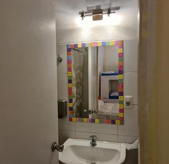 غرفة ديلوكس, Montevideo Port Hostel