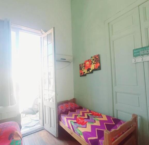 غرفة قياسية حمام مشترك, Montevideo Port Hostel