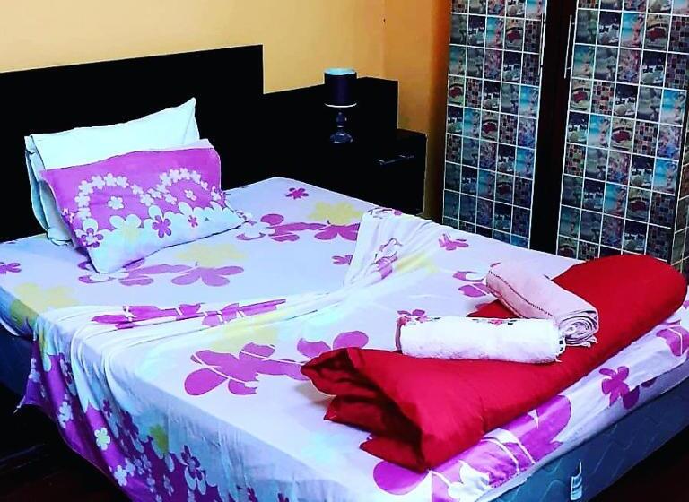 豪华家庭房间, Montevideo Port Hostel