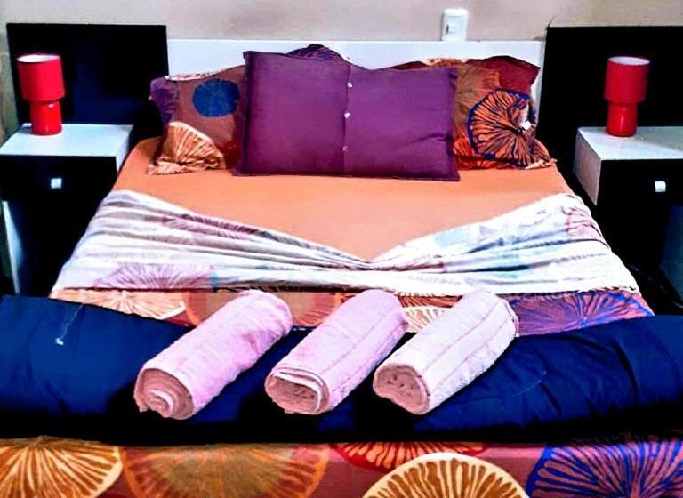 豪华家庭房间, Montevideo Port Hostel