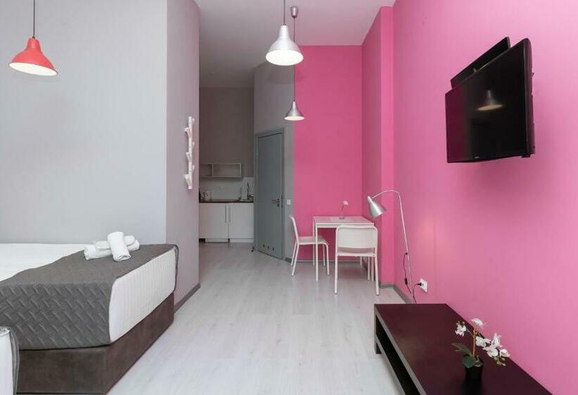 آپارتمان 1 خوابه, Stories Hub