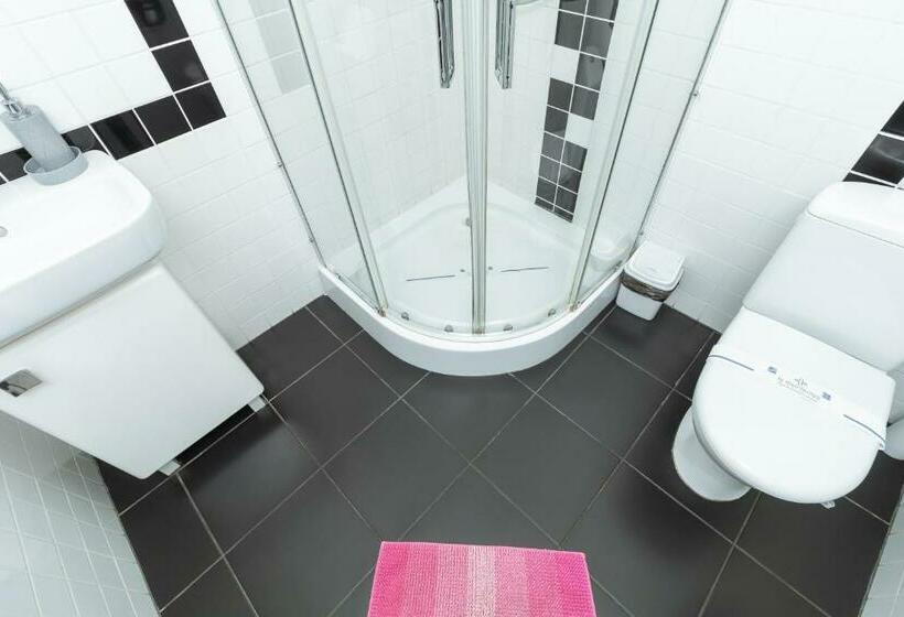 آپارتمان 1 خوابه, Stories Hub