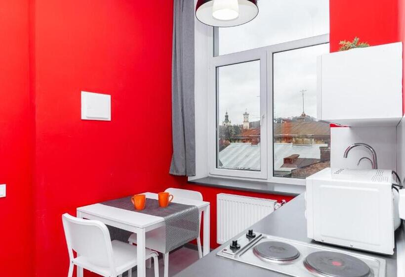 استودیوی استاندارد, Stories Hub