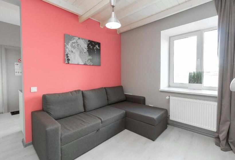 آپارتمان دوبلکس 1 خوابه, Stories Hub