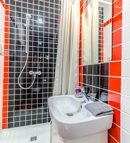 آپارتمان 1 خوابه با بالکن, Stories Hub