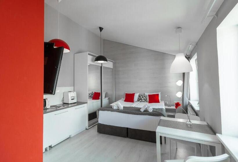 آپارتمان 1 خوابه با بالکن, Stories Hub