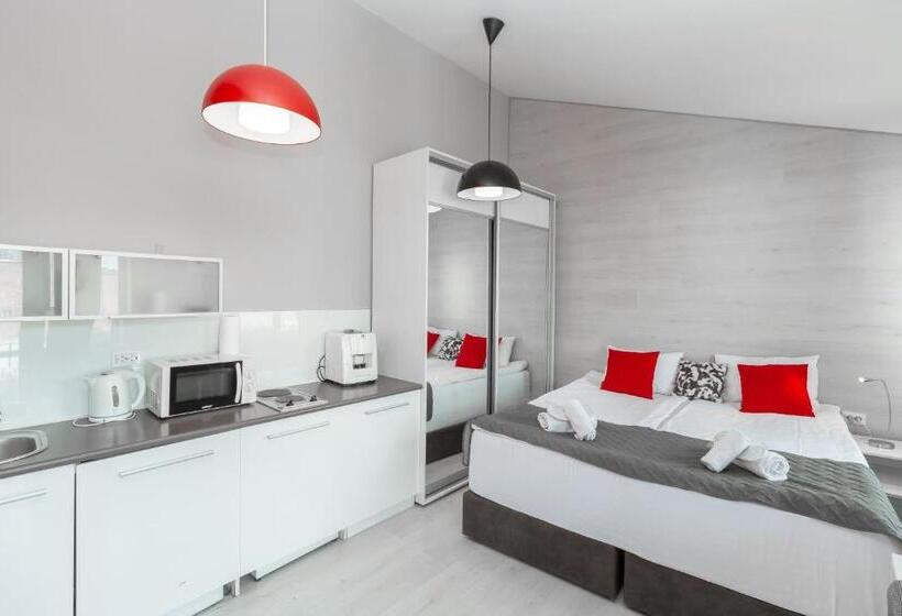 آپارتمان 1 خوابه با بالکن, Stories Hub