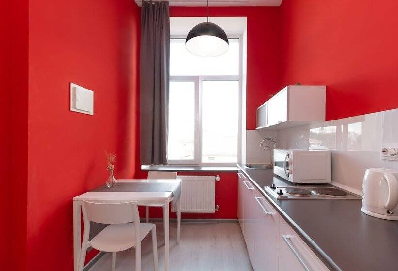 آپارتمان 1 خوابه اینتریور, Stories Hub