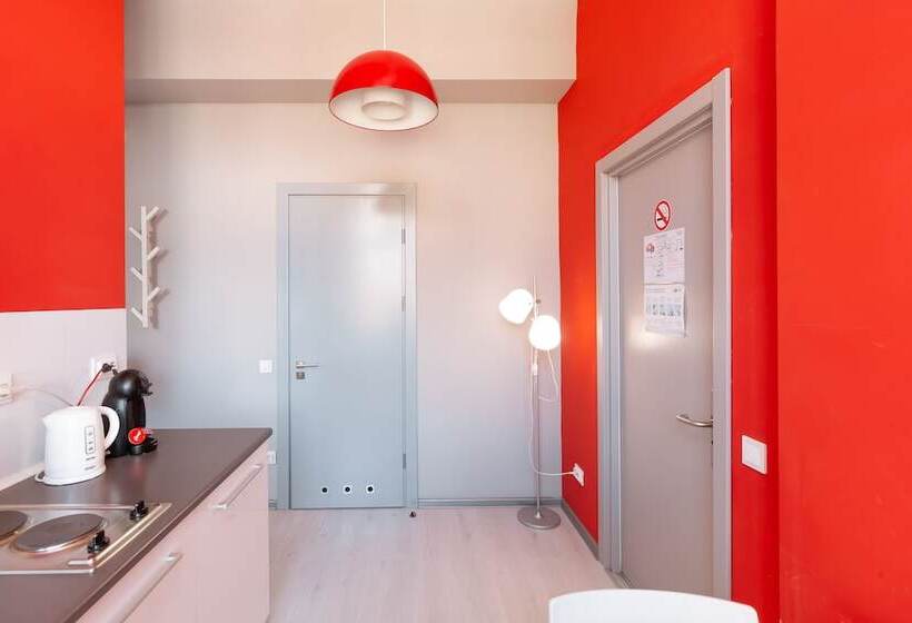 آپارتمان 1 خوابه اینتریور, Stories Hub