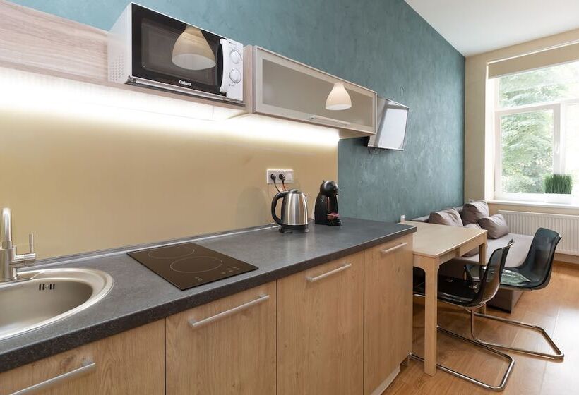 آپارتمان لوکس 1 خوابه, Stories Hub