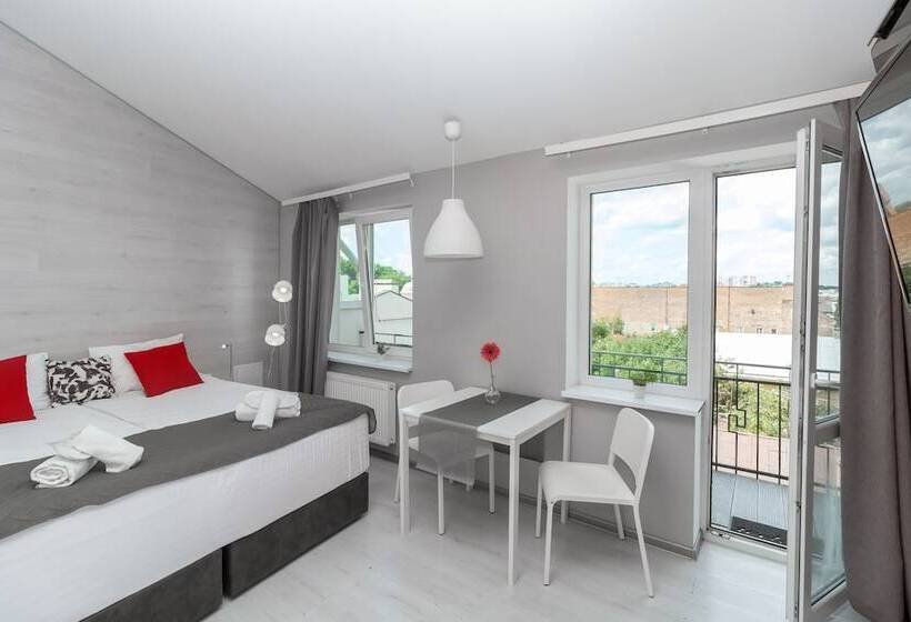 آپارتمان 1 خوابه اینتریور, Stories Hub