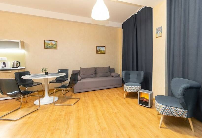 آپارتمان لوکس 1 خوابه, Stories Hub