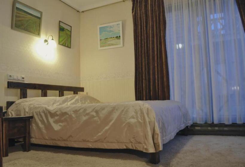 سوییت جونیور سوپریور, Arthotel Mini