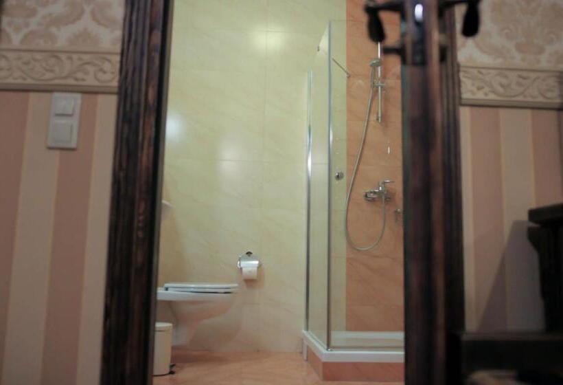 سوییت جونیور سوپریور, Arthotel Mini