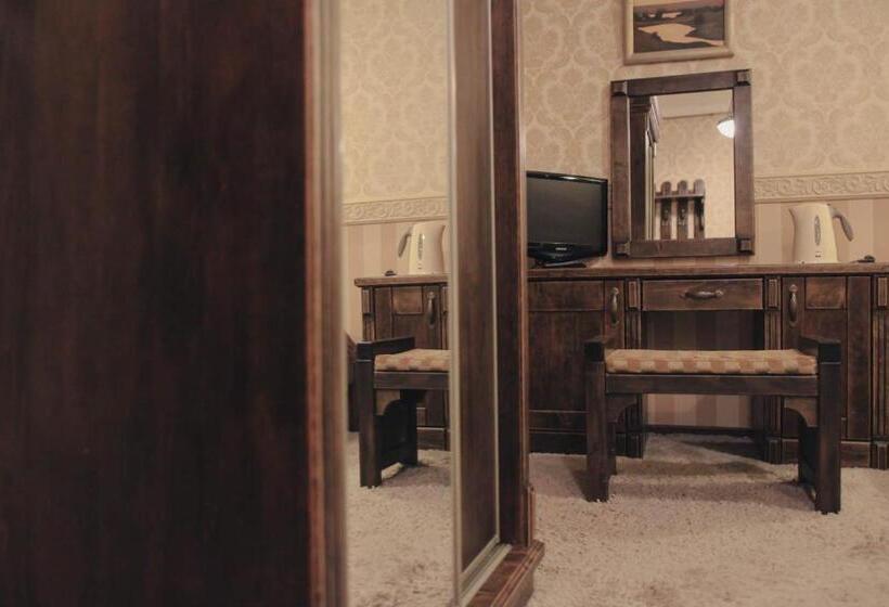 سوییت جونیور سوپریور, Arthotel Mini