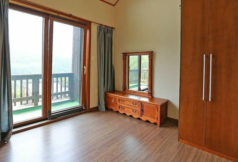 סוויטה משפחתית, Chalet Resort