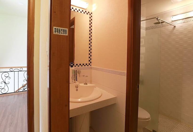 סוויטה משפחתית, Chalet Resort