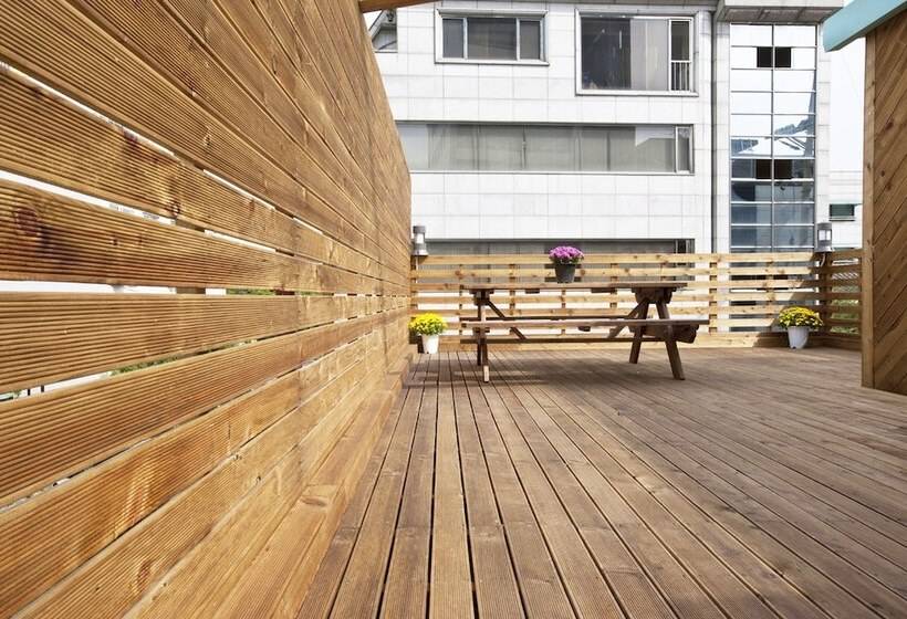 Quarto Familiar, Cozzzy Guest House   Hostel