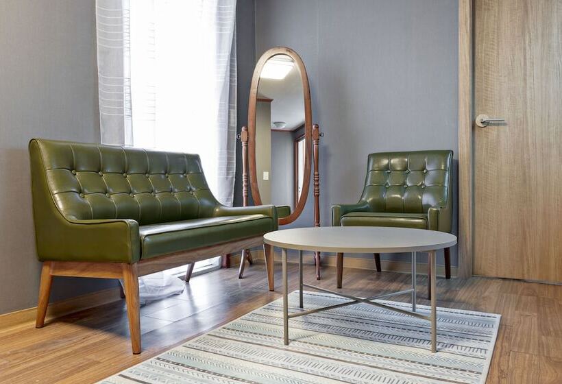 Quarto Familiar, Cozzzy Guest House   Hostel