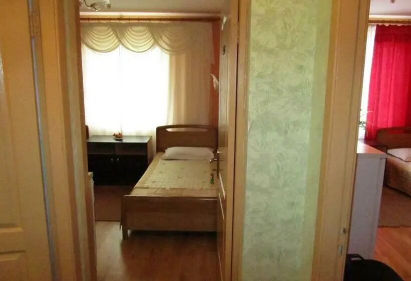 Standardzimmer Geteiltes Bad, Almaz