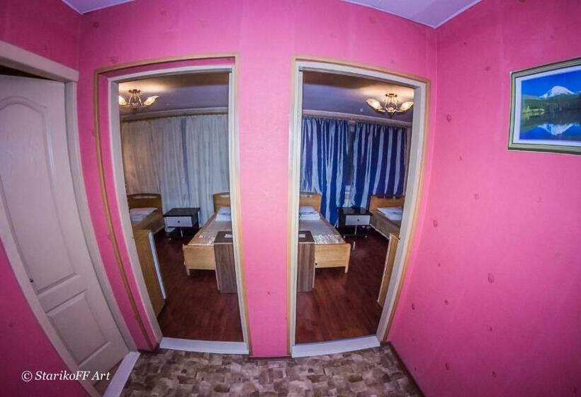 Pokój Standard Wspólna Łazienka, Almaz