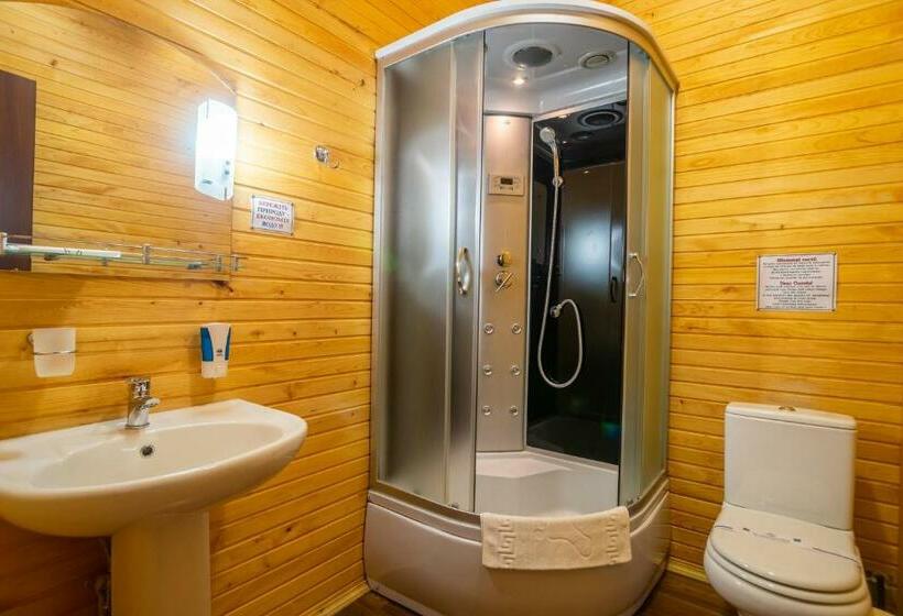 Pokój Standard z Balkonem, Arnika