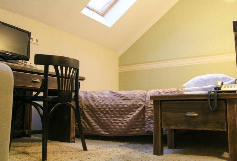 سوییت جونیور, Arthotel Mini