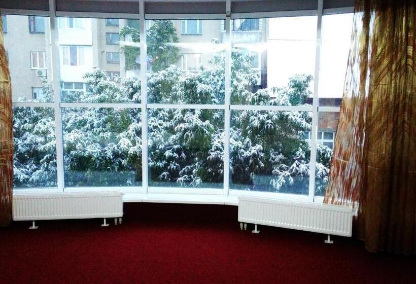 Suite, City Club European