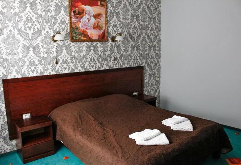 Deluxe Zimmer, City Club European