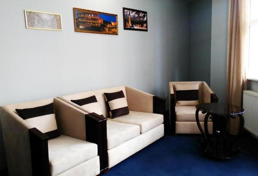 Suite mit Balkon, City Club European