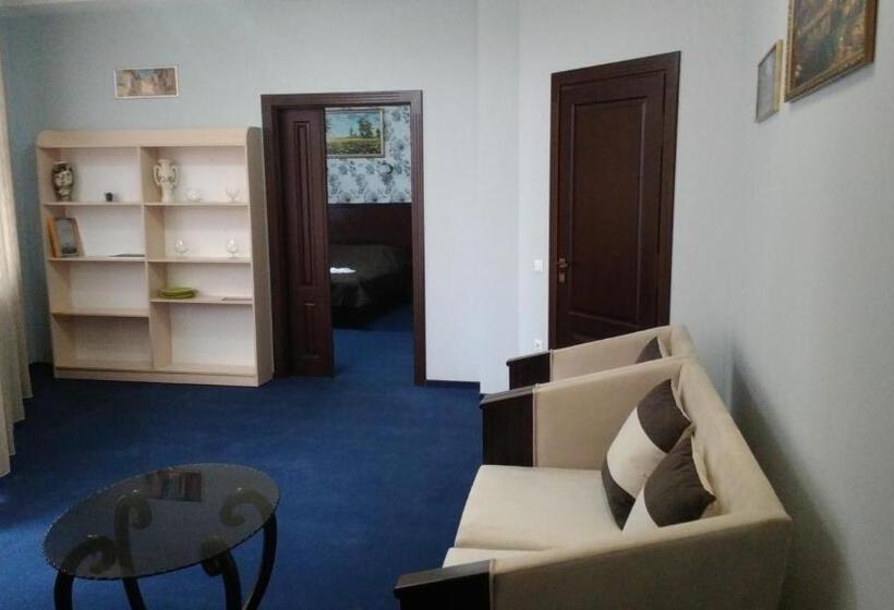 Suite mit Balkon, City Club European