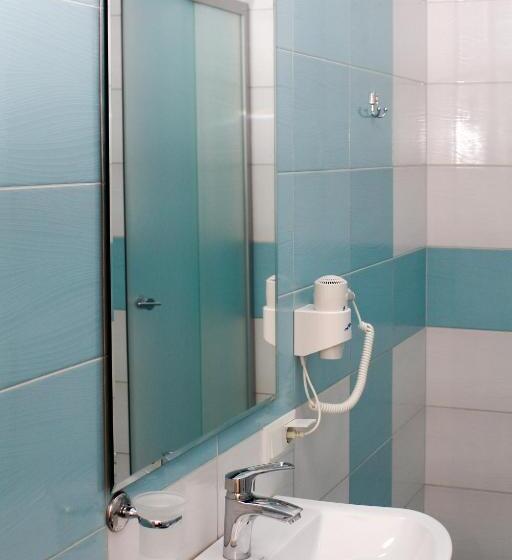 Deluxe Studio, City Club European