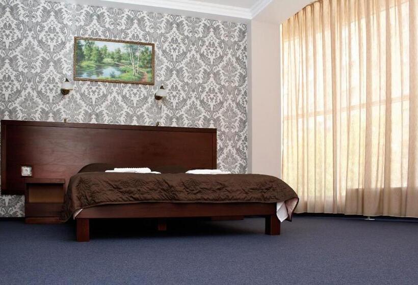 Suite, City Club European