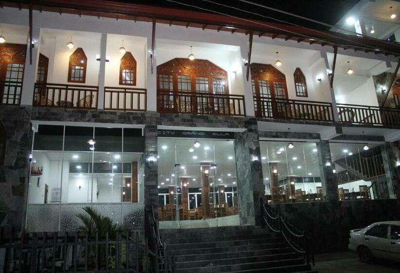 バルコニー付きスタンダードトリプルルーム, Citygrandella