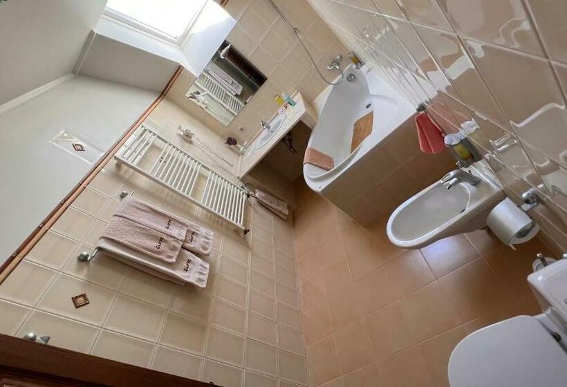 سوییت, Complex Bahus