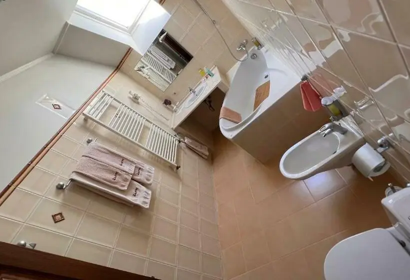 Suite, Complex Bahus