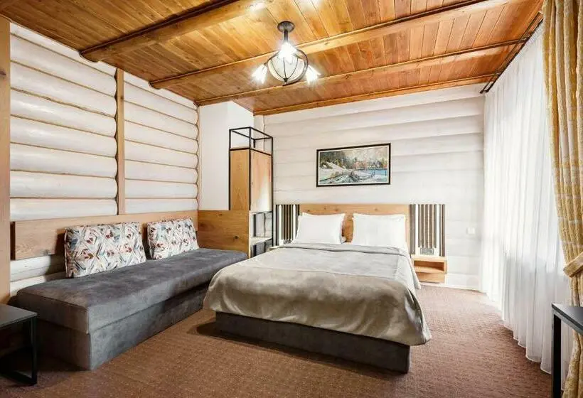 Standard Triple Room with Terrace, Korona Hotel&spa