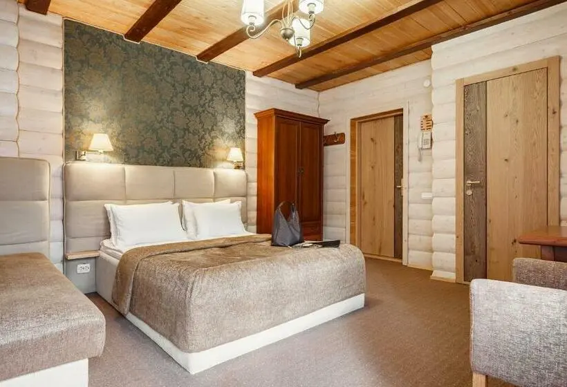 Superior Triple Room
