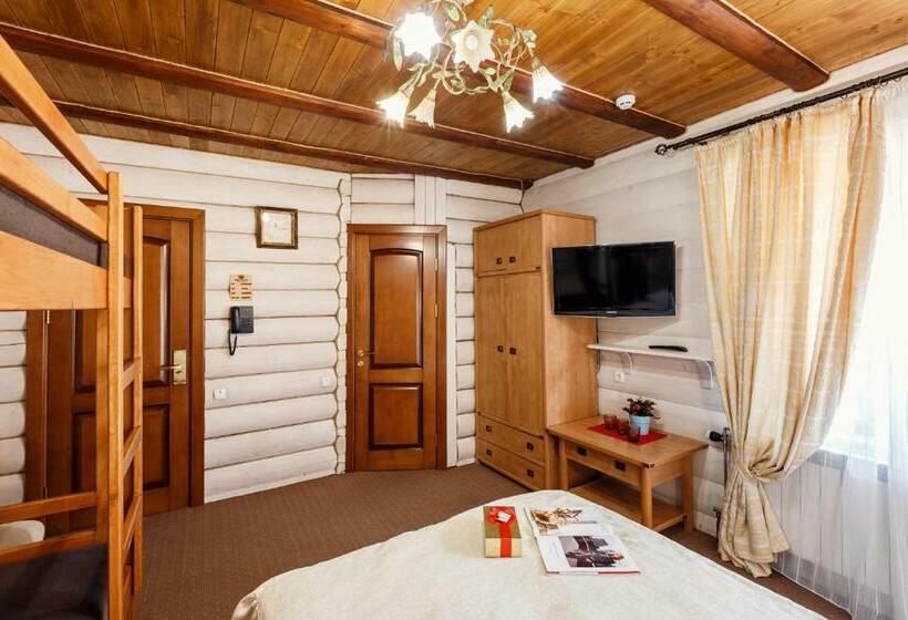 Standard Triple Room with Terrace, Korona Hotel&spa