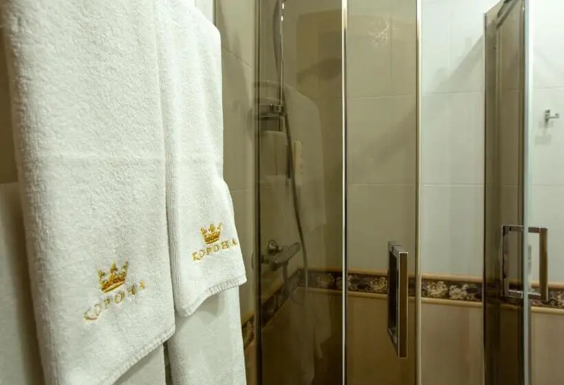 اتاق سوپریور سه تخته, Korona Hotel&spa