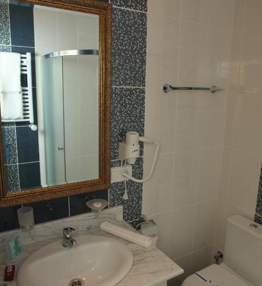 سوییت جونیور, Fontush Boutique