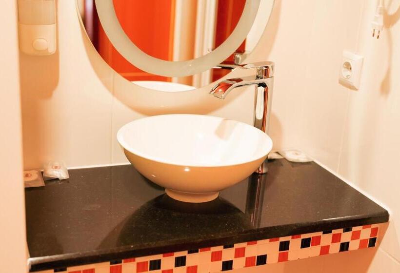 اتاق استاندارد, Fontush Boutique