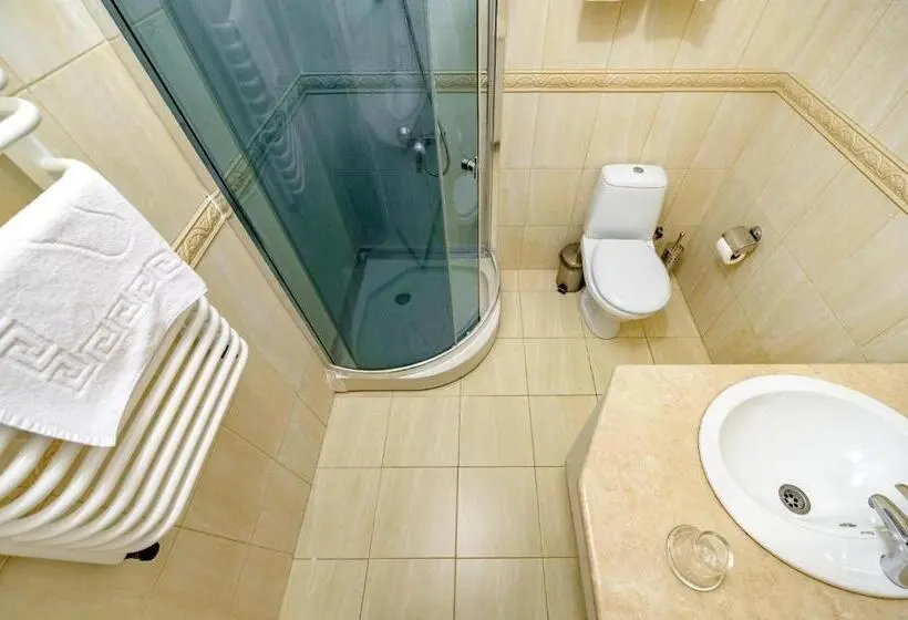 سوییت جونیور, Gostiniy Dvor